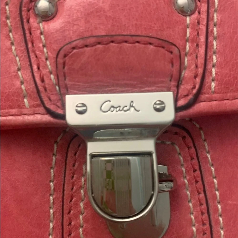 Pink Coach crossbody - Picture 2 of 4